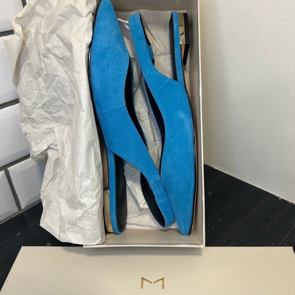 Last Pair- Marc Fisher Silvia Vibrant Blue Suede Slingback Flats - Picture 2 of 4